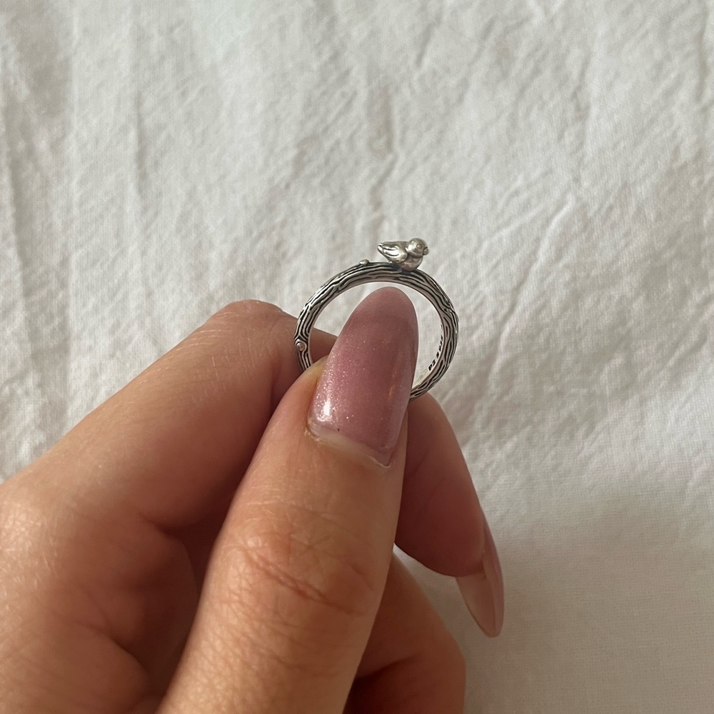 Tiny bird ring - Picture 2 of 3